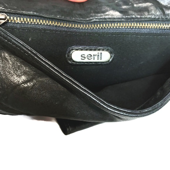 NWT *RARE* SERIL BRUISED LEATHER CLUTCH BLK/BLU - Picture 7 of 8